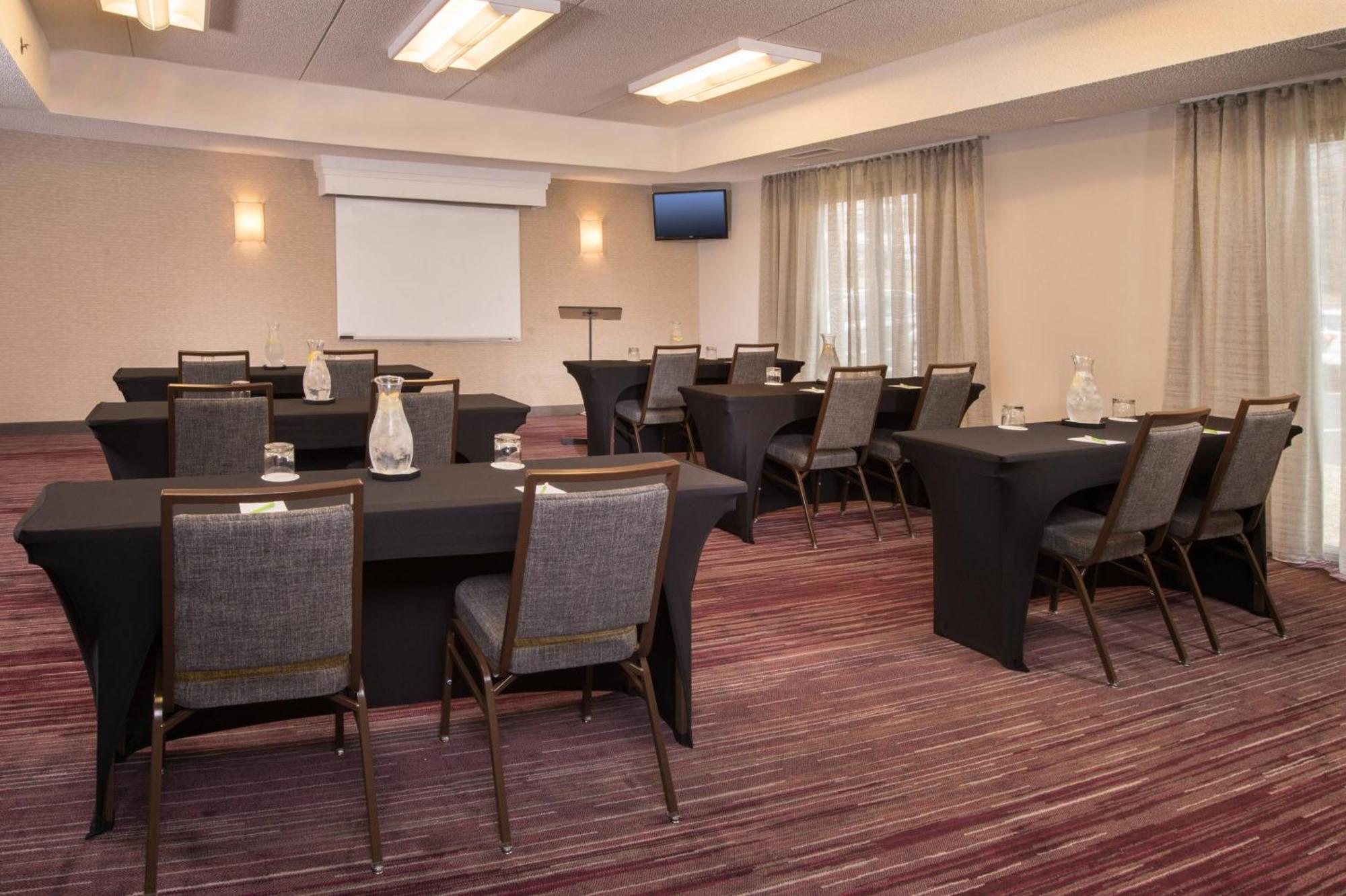 Courtyard By Marriott Dulles Airport Chantilly Extérieur photo