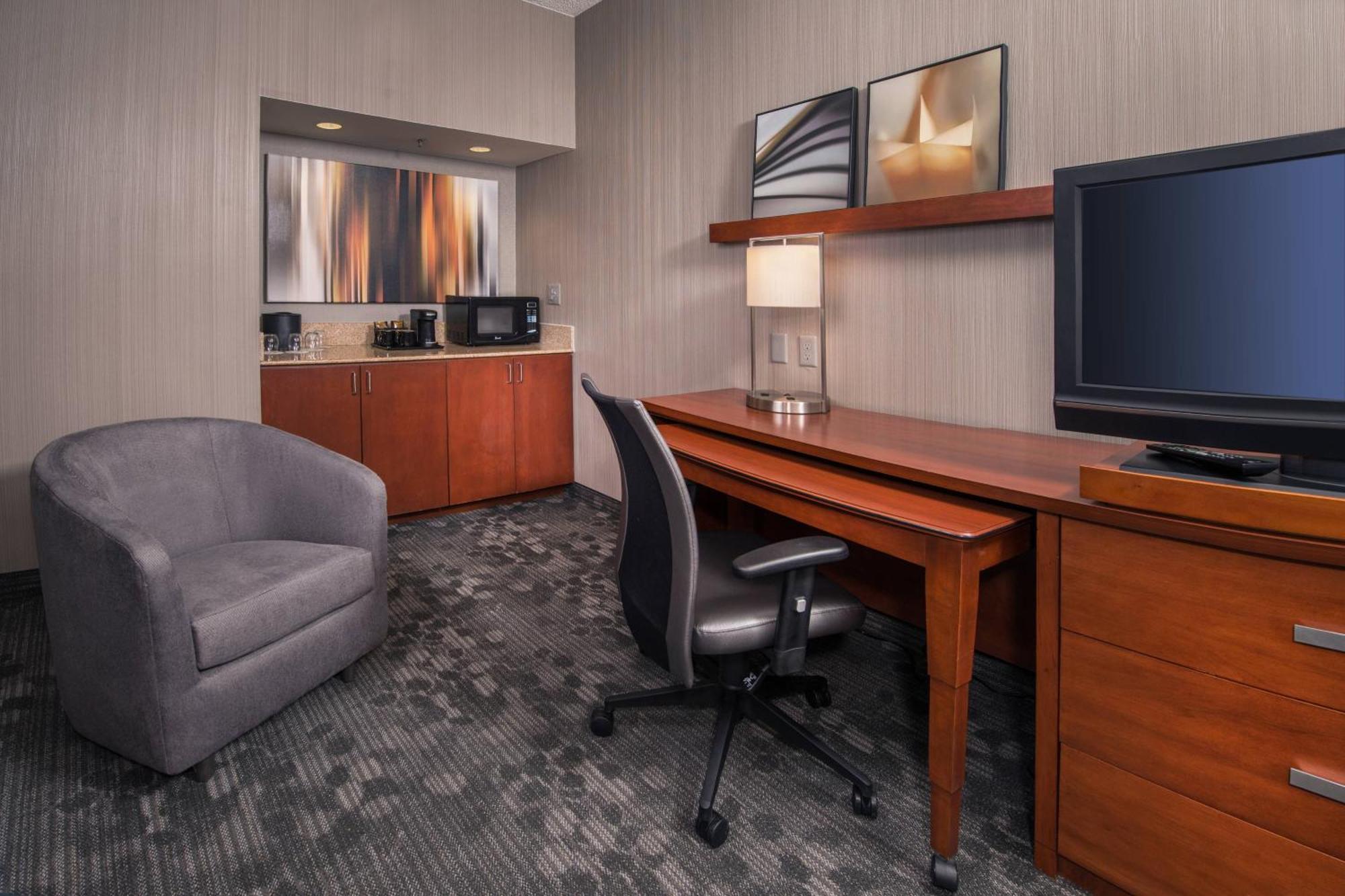 Courtyard By Marriott Dulles Airport Chantilly Extérieur photo